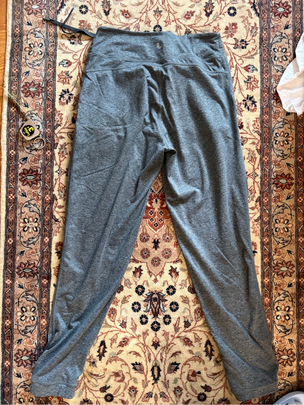 Lole Grey Pleated Sweatpants - Picture 6 of 7